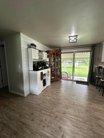 1589 W PAULSON ROAD, Green Bay, WI 54313