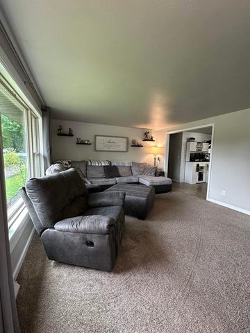 1589 W PAULSON ROAD, Green Bay, WI 54313