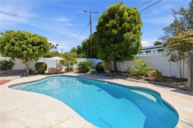 11192 Brunswick, Santa Ana, CA 92705