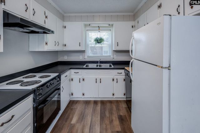 100 Wessinger Drive, Lexington, SC 29072