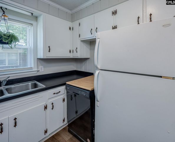 100 Wessinger Drive, Lexington, SC 29072