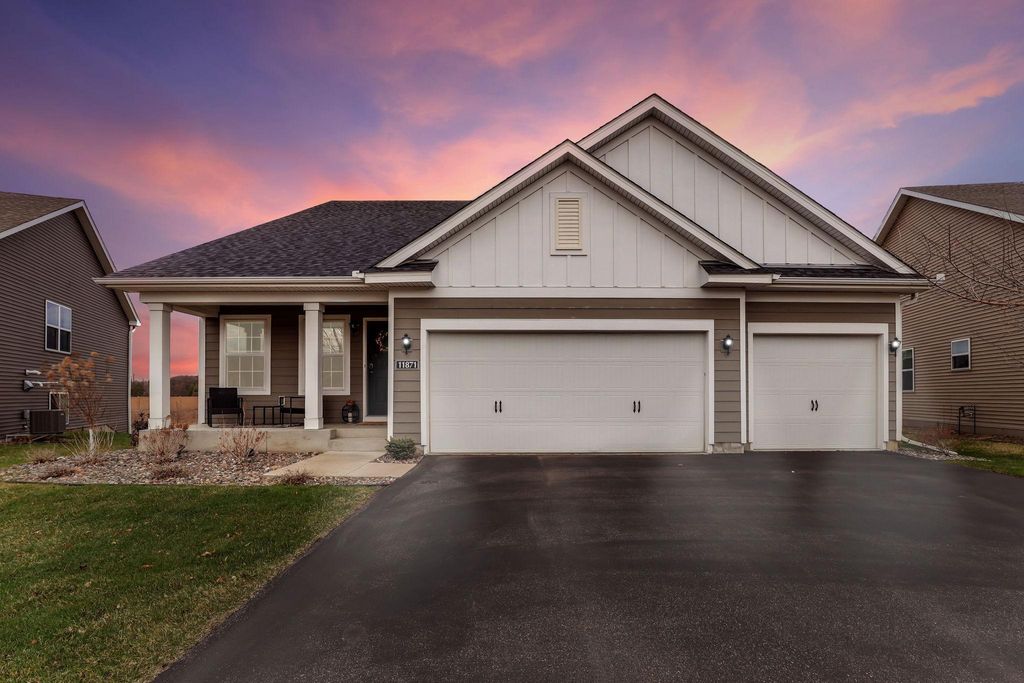 11871 Blue Spruce Court N, Dayton, MN 55327