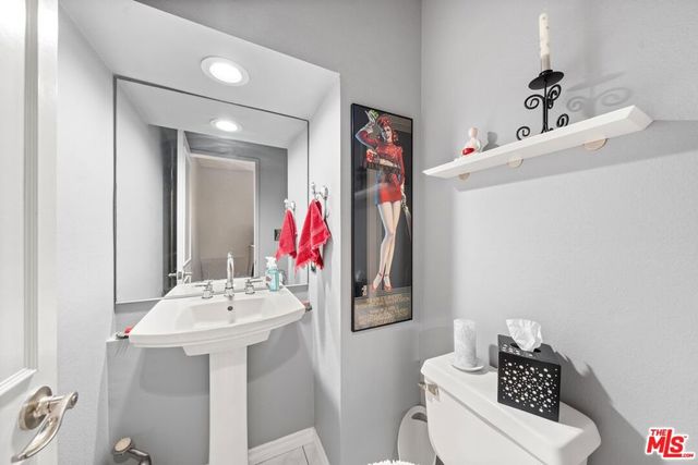 1015 21st Street B, Santa Monica, CA 90403