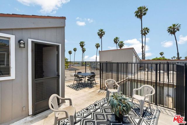 1015 21st Street B, Santa Monica, CA 90403