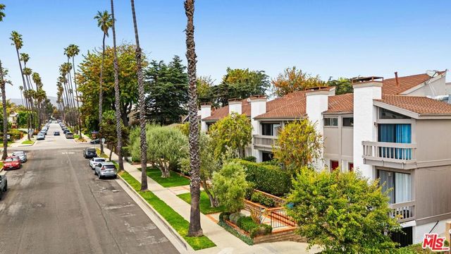 1015 21st Street B, Santa Monica, CA 90403