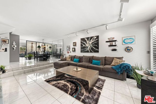 1015 21st Street B, Santa Monica, CA 90403