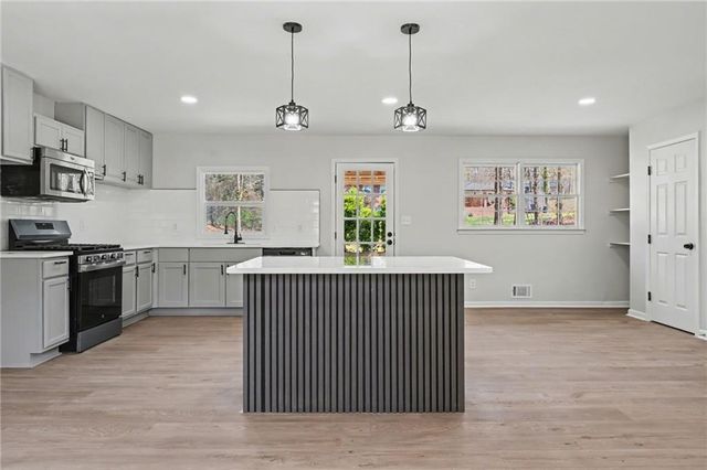 4101 Westview Street, Douglasville, GA 30135