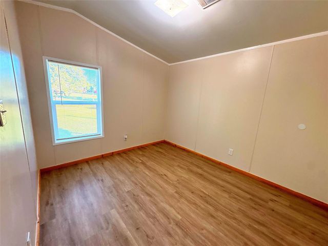 1811 Burnett Street, Baytown, TX 77520