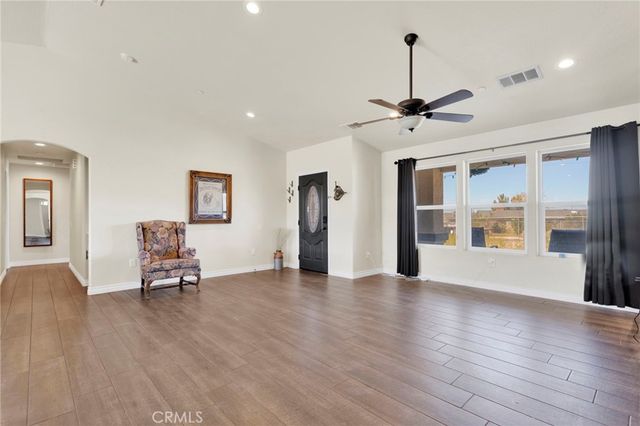 23661 Laurel, Apple Valley, CA 92308