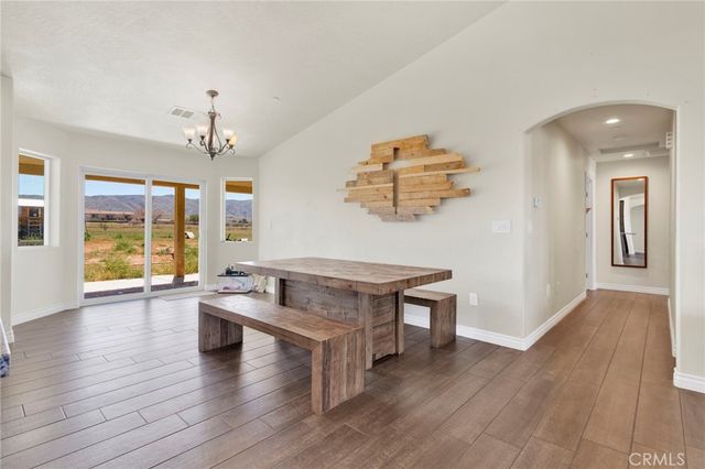 23661 Laurel, Apple Valley, CA 92308