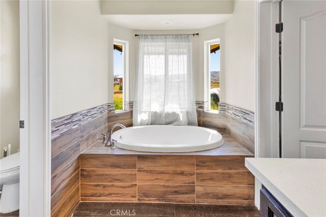 23661 Laurel, Apple Valley, CA 92308