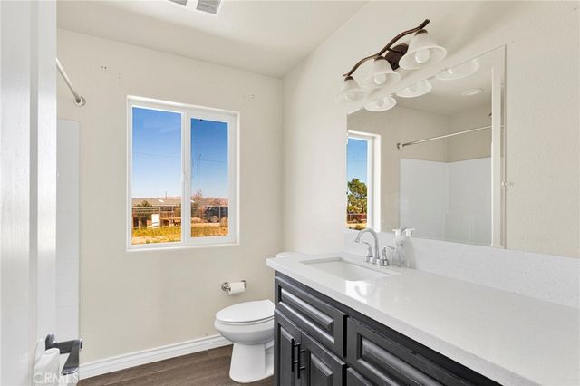 23661 Laurel, Apple Valley, CA 92308