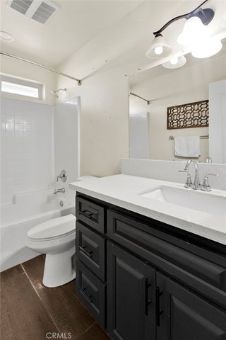 23661 Laurel, Apple Valley, CA 92308