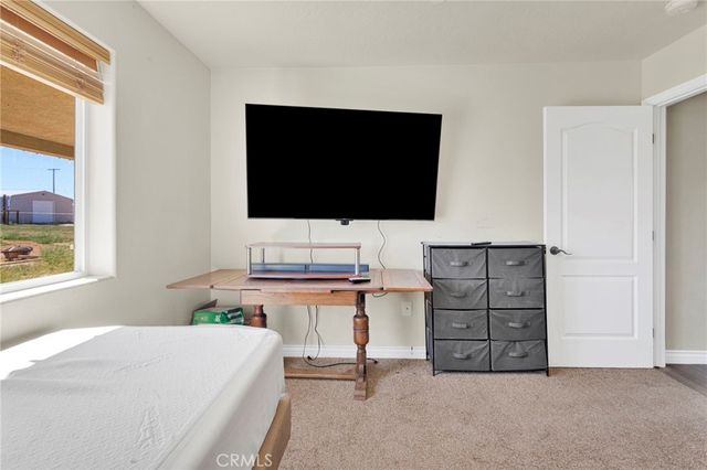 23661 Laurel, Apple Valley, CA 92308