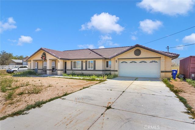 23661 Laurel, Apple Valley, CA 92308