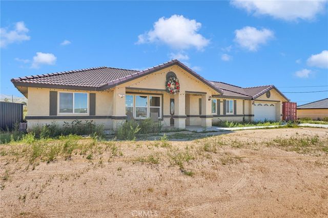 23661 Laurel, Apple Valley, CA 92308