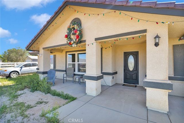 23661 Laurel, Apple Valley, CA 92308