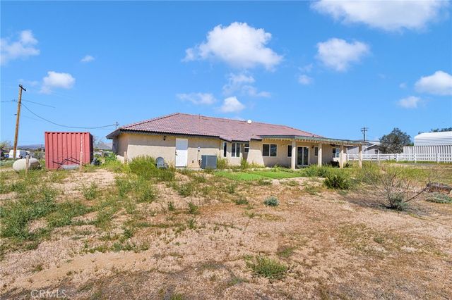 23661 Laurel, Apple Valley, CA 92308