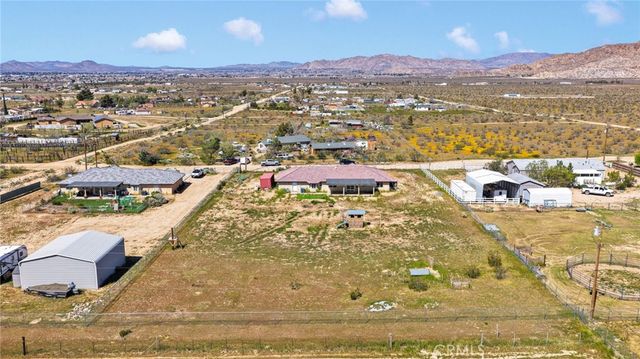 23661 Laurel, Apple Valley, CA 92308