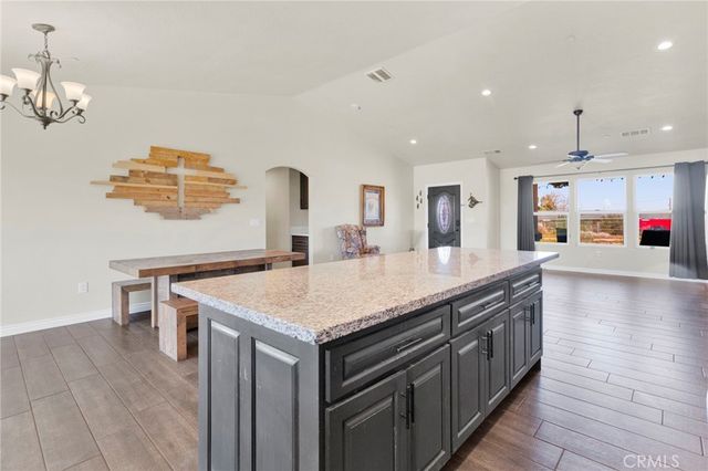 23661 Laurel, Apple Valley, CA 92308