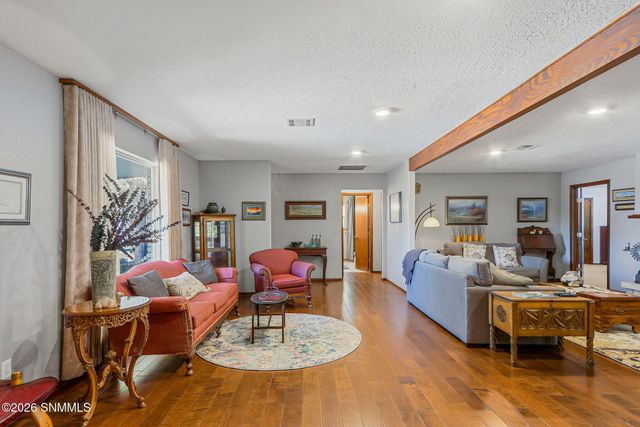 2517 Calle De Vista, Las Cruces, NM 88007