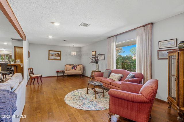 2517 Calle De Vista, Las Cruces, NM 88007