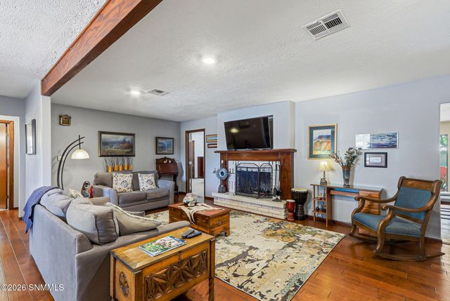 2517 Calle De Vista, Las Cruces, NM 88007