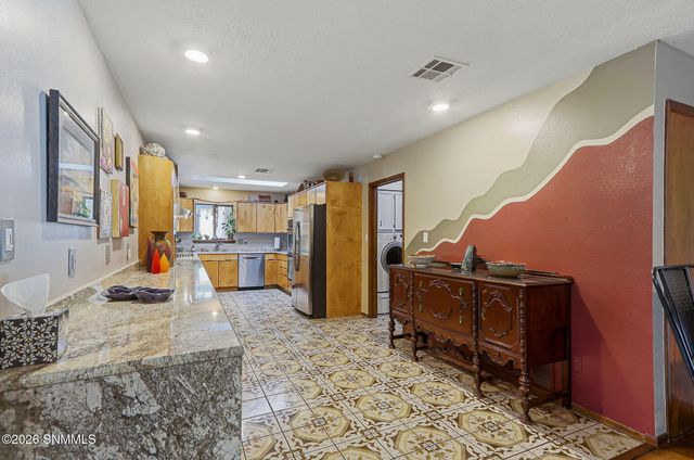 2517 Calle De Vista, Las Cruces, NM 88007