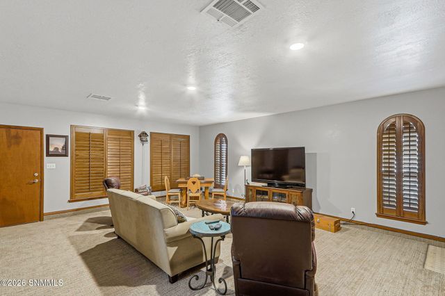 2517 Calle De Vista, Las Cruces, NM 88007