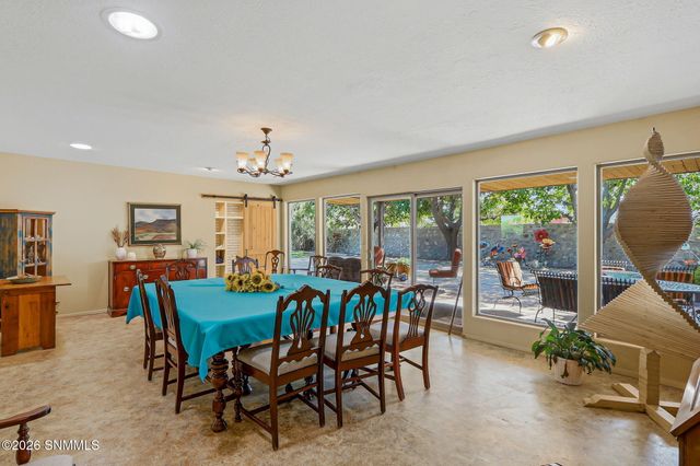 2517 Calle De Vista, Las Cruces, NM 88007