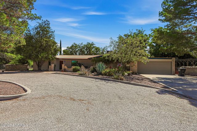 2517 Calle De Vista, Las Cruces, NM 88007