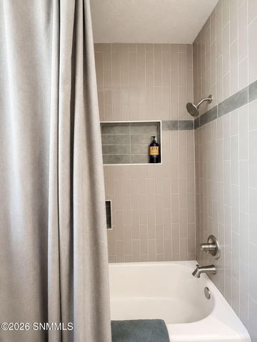 2517 Calle De Vista, Las Cruces, NM 88007