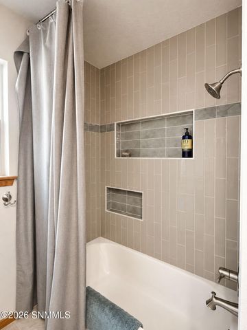 2517 Calle De Vista, Las Cruces, NM 88007