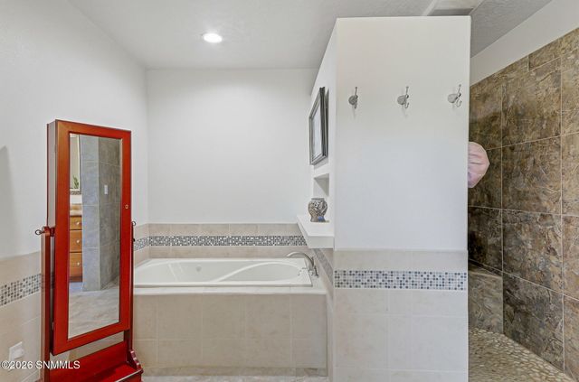 2517 Calle De Vista, Las Cruces, NM 88007