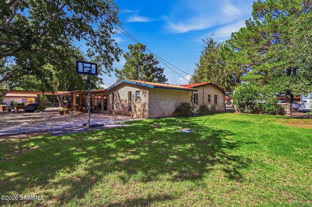 2517 Calle De Vista, Las Cruces, NM 88007