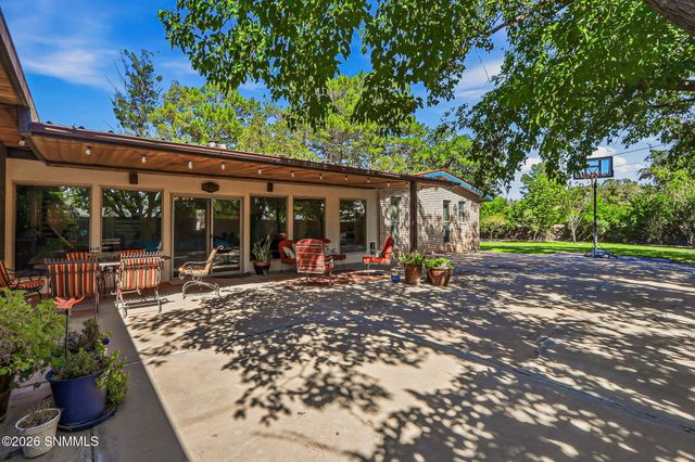 2517 Calle De Vista, Las Cruces, NM 88007