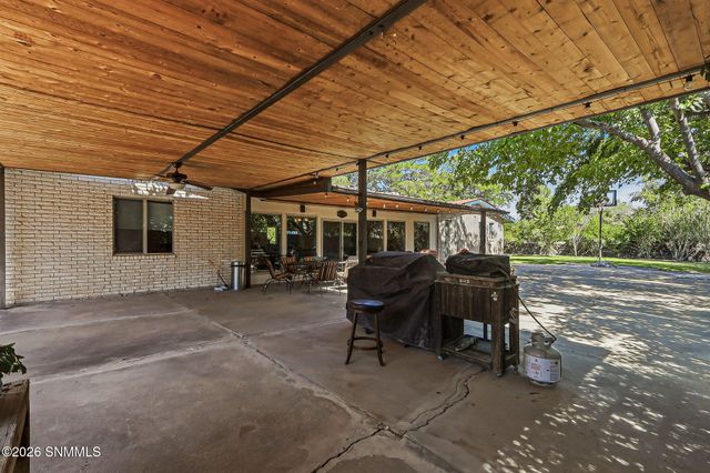 2517 Calle De Vista, Las Cruces, NM 88007