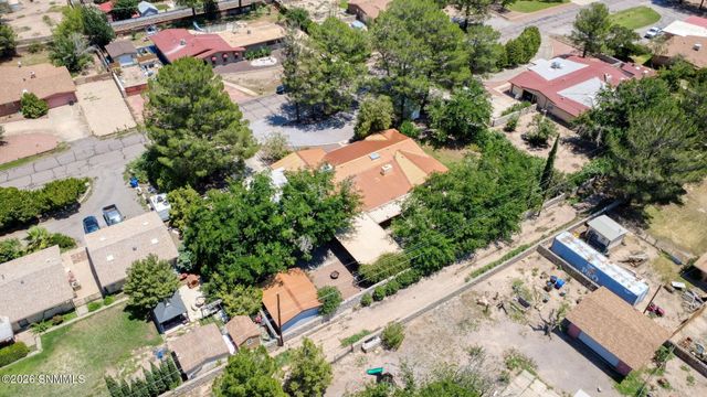 2517 Calle De Vista, Las Cruces, NM 88007
