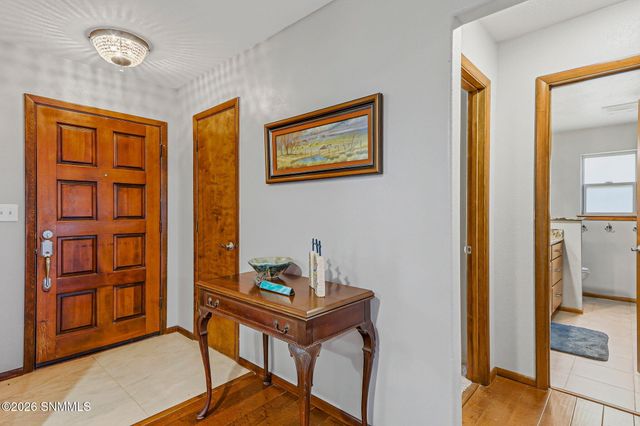2517 Calle De Vista, Las Cruces, NM 88007