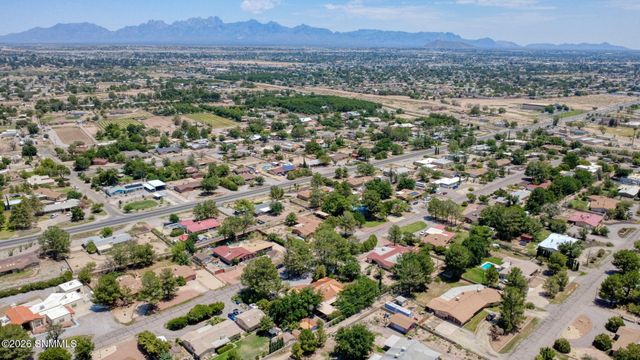 2517 Calle De Vista, Las Cruces, NM 88007
