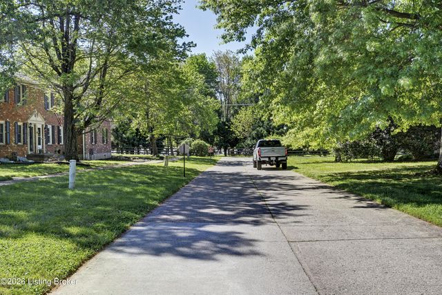 3017 Bushmill Park, Louisville, KY 40241
