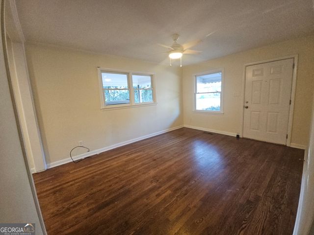 520 Floyd Drive SE, Smyrna, GA 30082