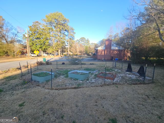 520 Floyd Drive SE, Smyrna, GA 30082