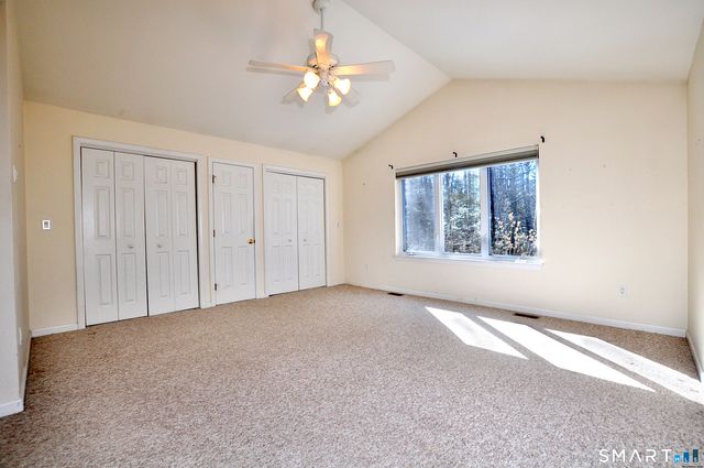 228 Castlewood Drive 228, Bloomfield, CT 06002