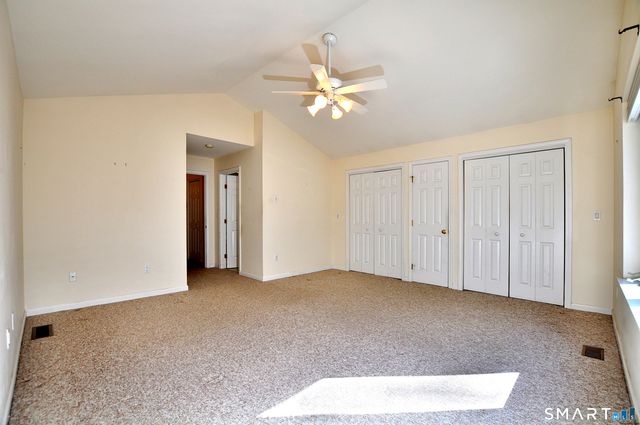 228 Castlewood Drive 228, Bloomfield, CT 06002