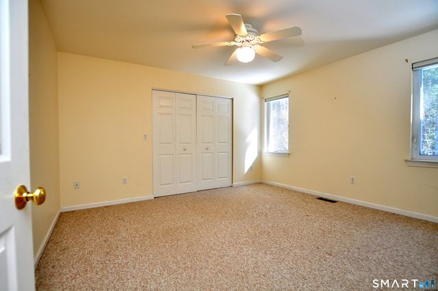 228 Castlewood Drive 228, Bloomfield, CT 06002