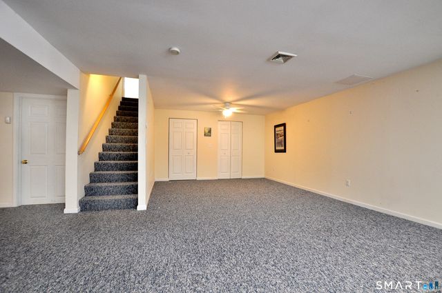 228 Castlewood Drive 228, Bloomfield, CT 06002