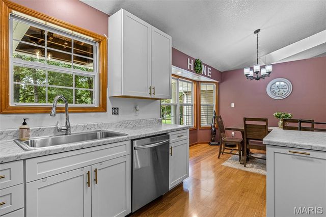 3325 Green Drive, Festus, MO 63028