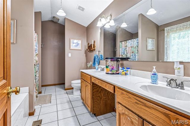 3325 Green Drive, Festus, MO 63028