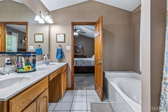 3325 Green Drive, Festus, MO 63028